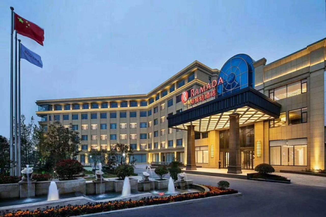 Ramada Wyndham Zhengzhou Xinzheng Hotel Xinzheng  Exterior photo